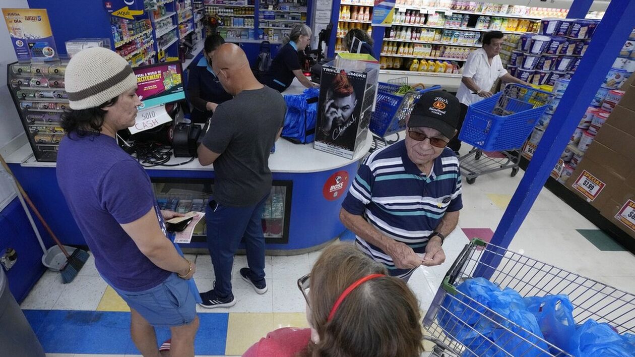 Αμερικανίδα εισέπραξε κέρδη από λαχείο, έπαιξε ξανά και κέρδισε τα διπλά!