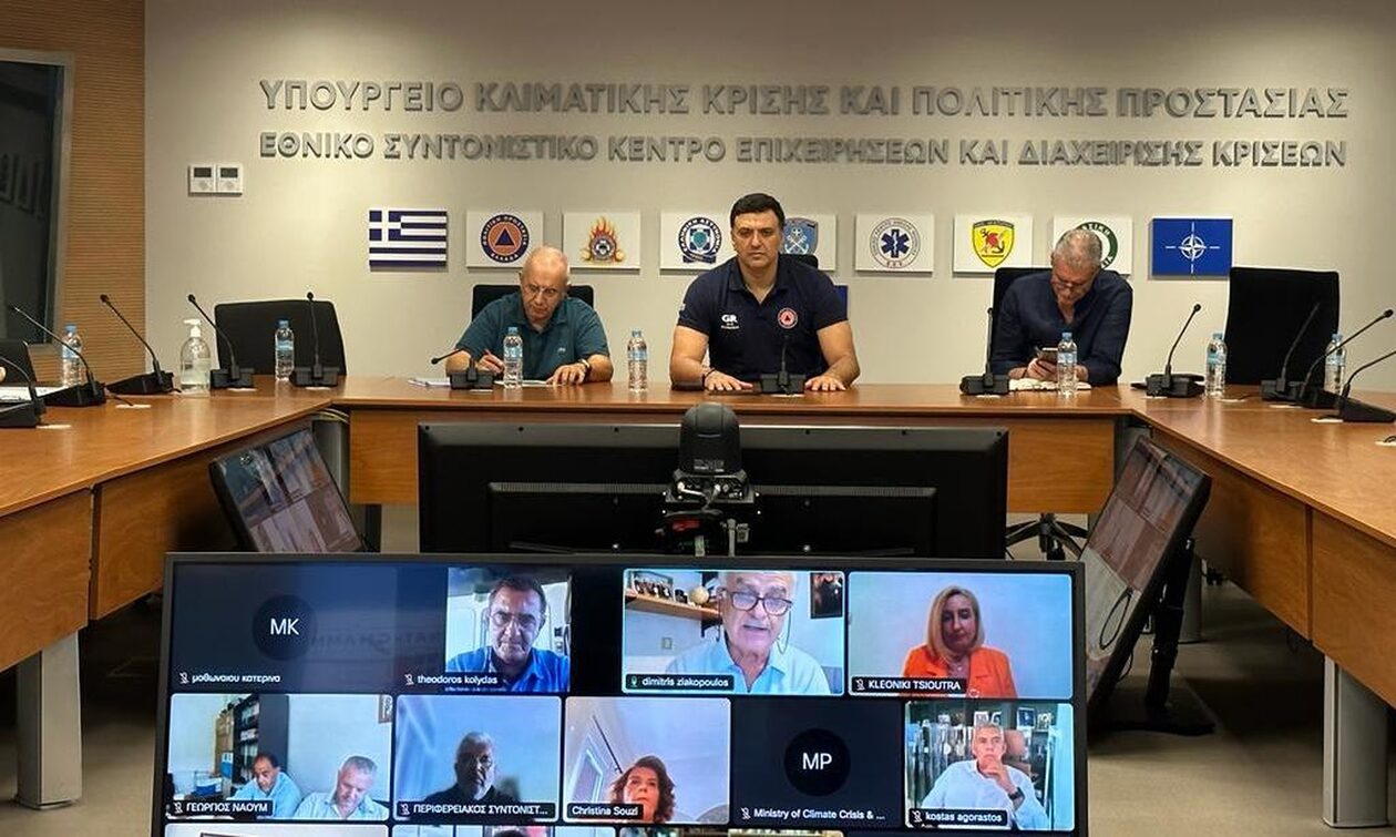 Kακοκαιρία: Ολοκληρώθηκε η έκτακτη συντονιστική σύσκεψη υπό τον Βασίλη Κικίλια – Τι αποφασίστηκε