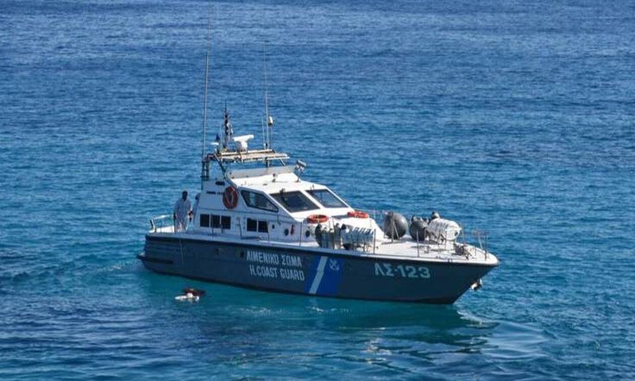 Κως: Φορτηγό πλοίο προσάραξε σε αβαθή στην Αμμόγλωσα