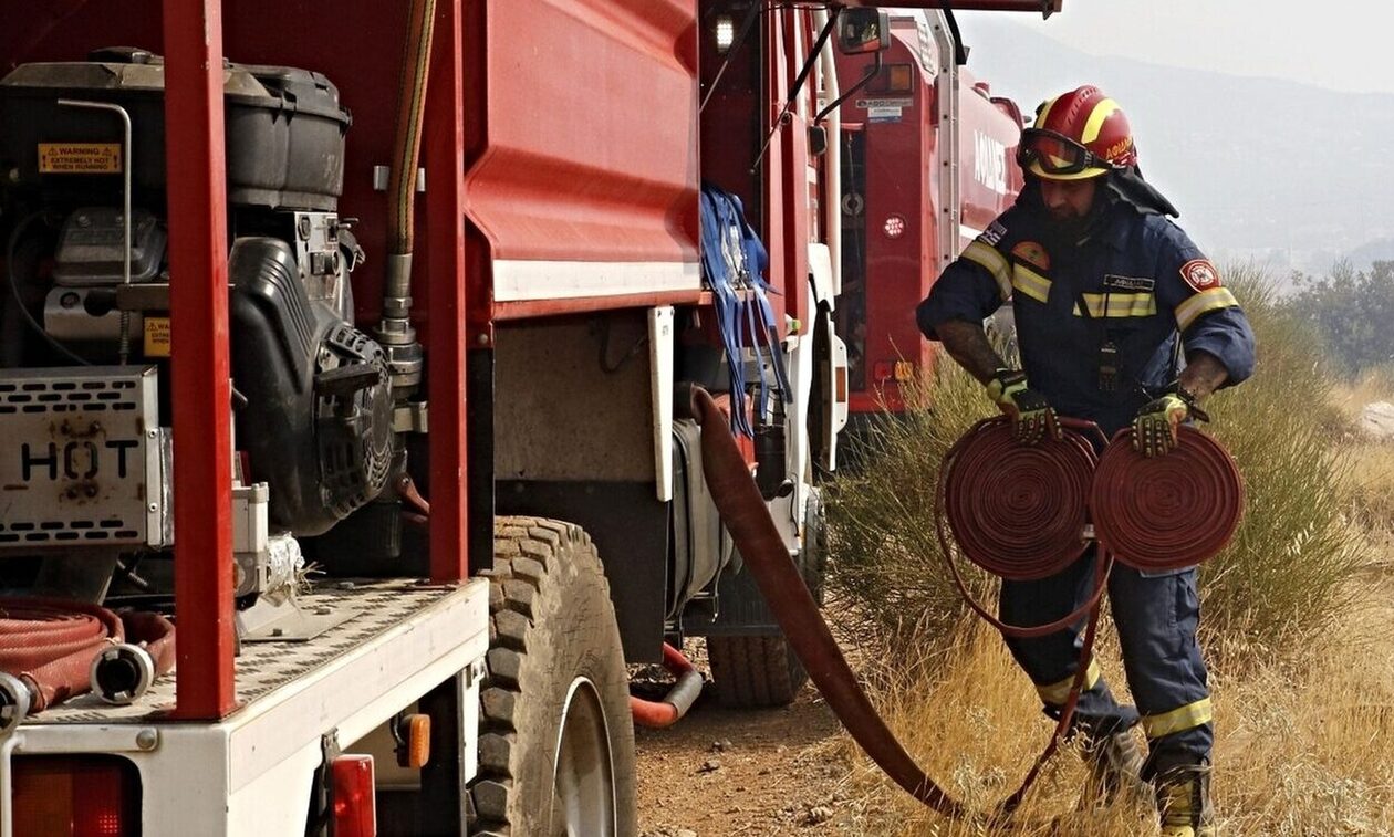 Υπό έλεγχο η φωτιά στην Ελευσίνα – Ξεκίνησε από βυτιοφόρο όχημα