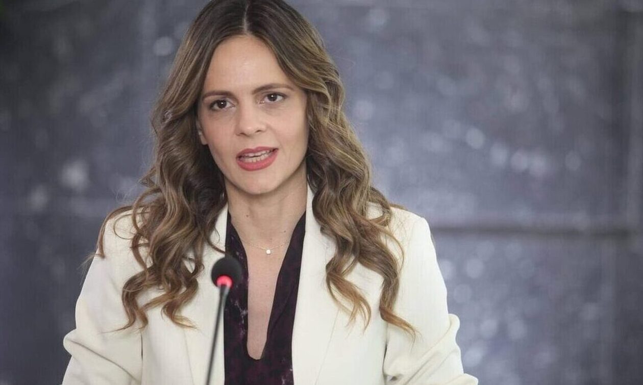 Αχτσιόγλου: Οι ασθενείς δεν είναι επαίτες, έχουν δικαιώματα και αξιοπρέπεια