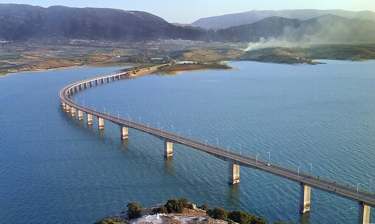 Κοζάνη: Ξεκίνησε η β’ φάση των εργασιών για την ενίσχυση της Γέφυρας Σερβίων