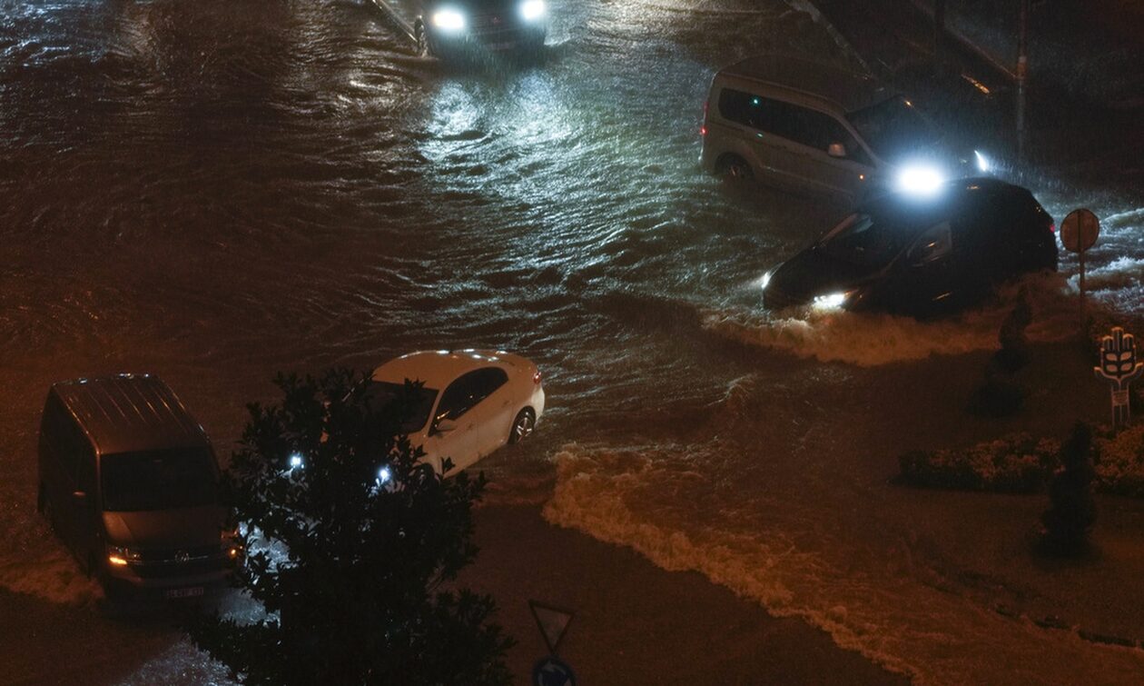 Τουρκία: Τέσσερις νεκροί από τις καταστροφικές πλημμύρες – Οι δυο στην Κωνσταντινούπολη