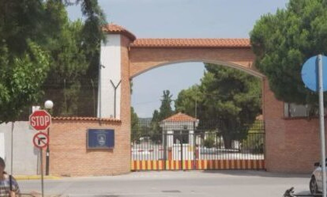 Κακοκαιρία Daniel – Βόλος: Σε στρατόπεδο μεταφέρονται πολίτες για φιλοξενία