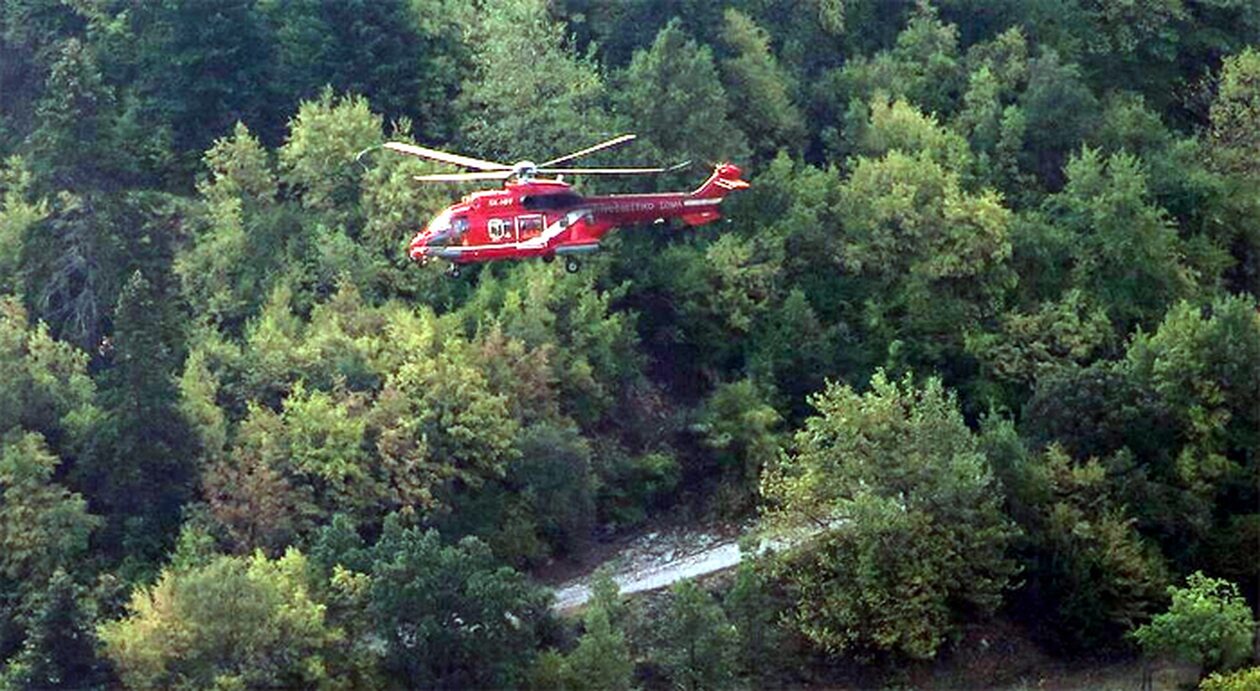 Λάρισα: Συνεχίζονται οι απεγκλωβισμοί με ελικόπτερα – Τι θα γίνει με τα σχολεία