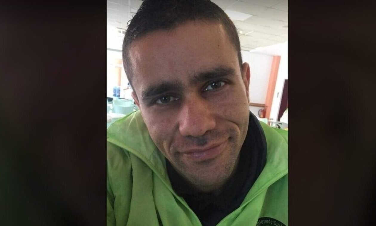 Κρήτη: Έφτασε η σορός του Αντώνη στο νησί – Στον Άγιο Νικόλαο σήμερα το τελευταίο αντίο