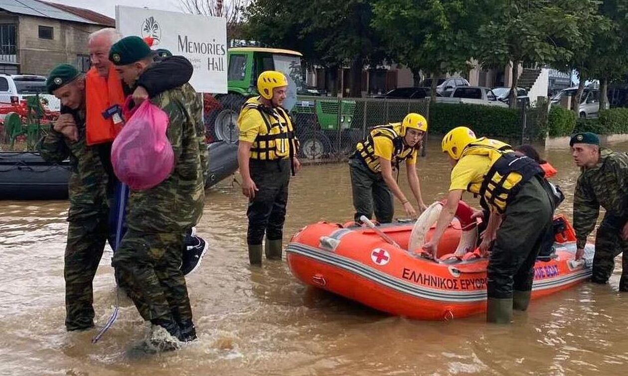 Ελληνικός Ερυθρός Σταυρός: Συγκέντρωση χρημάτων και τροφίμων για τους πλημμυροπαθείς