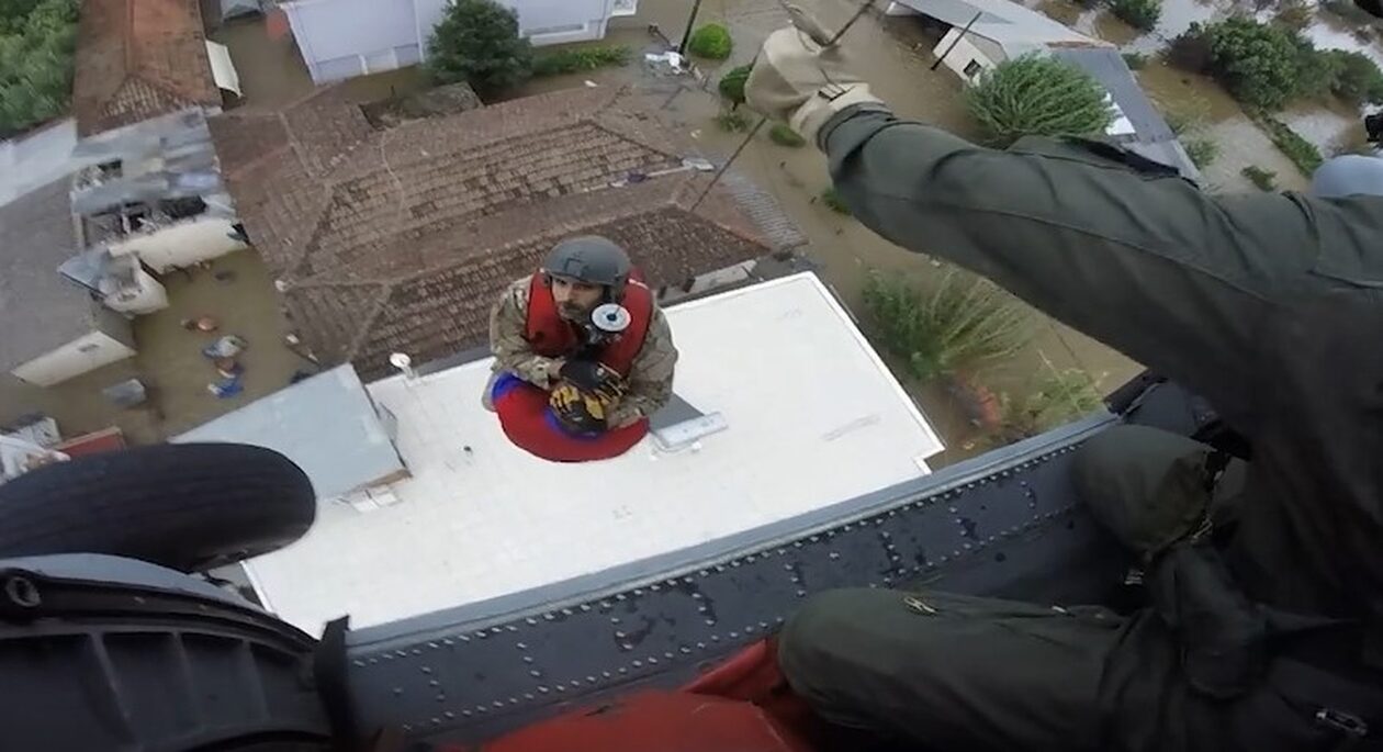 Εκατοντάδες στελέχη των Ενόπλων Δυνάμεων στις πληγείσες περιοχές – 586 διασώσεις πολιτών