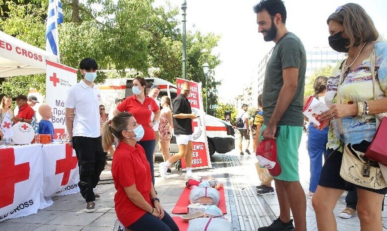 ΕΕΣ: Δράση στην Πλατεία Συντάγματος για τον εορτασμό της Παγκόσμιας Ημέρας Πρώτων Βοηθειών