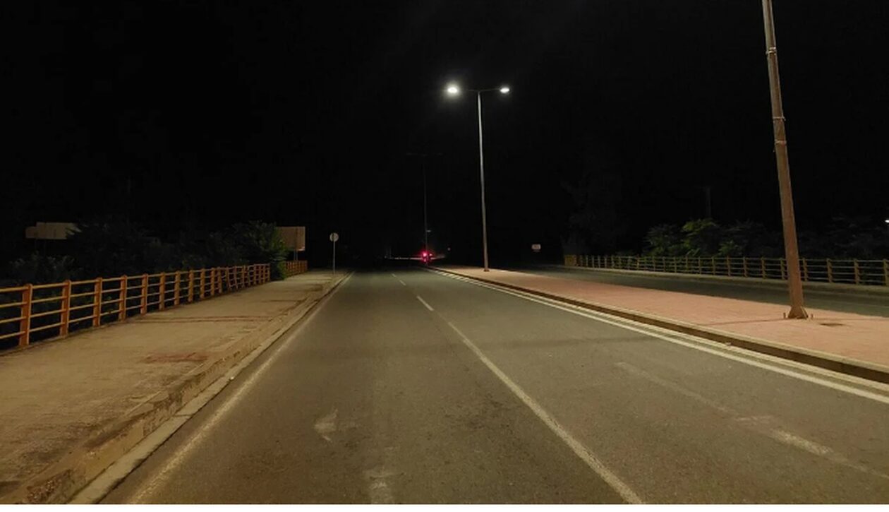 Κακοκαιρία Daniel: Αυτοψία στη γέφυρα της Λάρισας από υπαλλήλους του Συνδέσμου Εργοληπτών