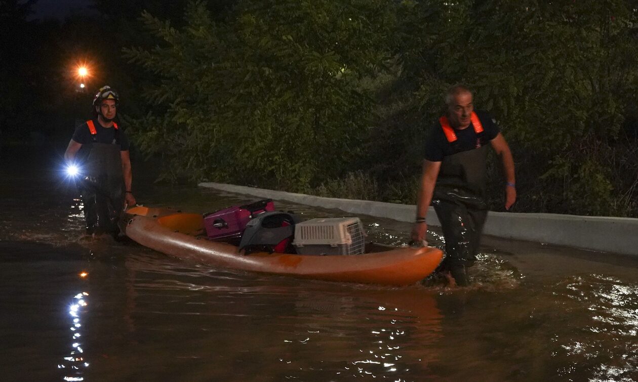 Κακοκαιρία Daniel: Δύσκολη η νύχτα για 35 χωριά στη Θεσσαλία -Κραυγή αγωνίας από τον δήμαρχο Κιλελέρ