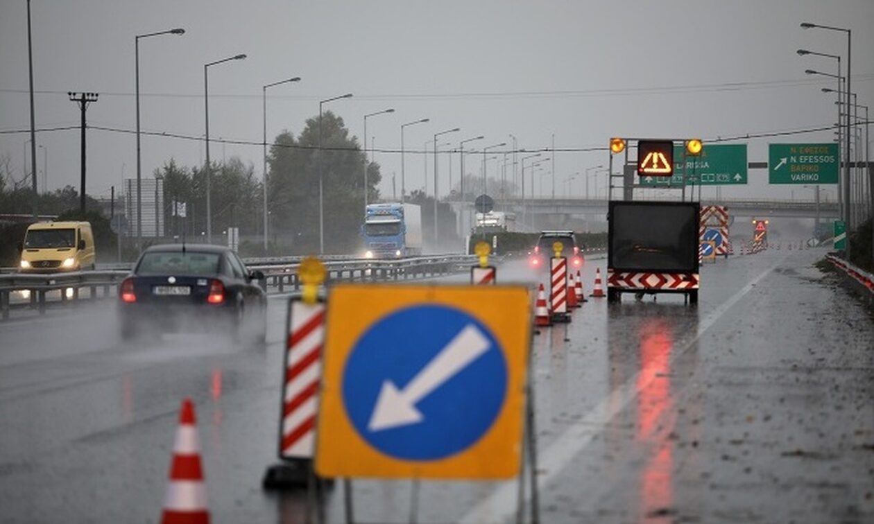 Κακοκαιρία Daniel: Ποιοι δρόμοι είναι κλειστοί στη Θεσσαλία