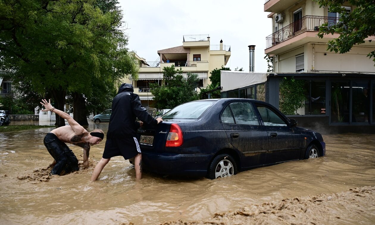 Βόλος: Δύο άνδρες έκλεψαν κουζίνα και ψυγείο – Συνεχείς περιπολίες της αστυνομίας