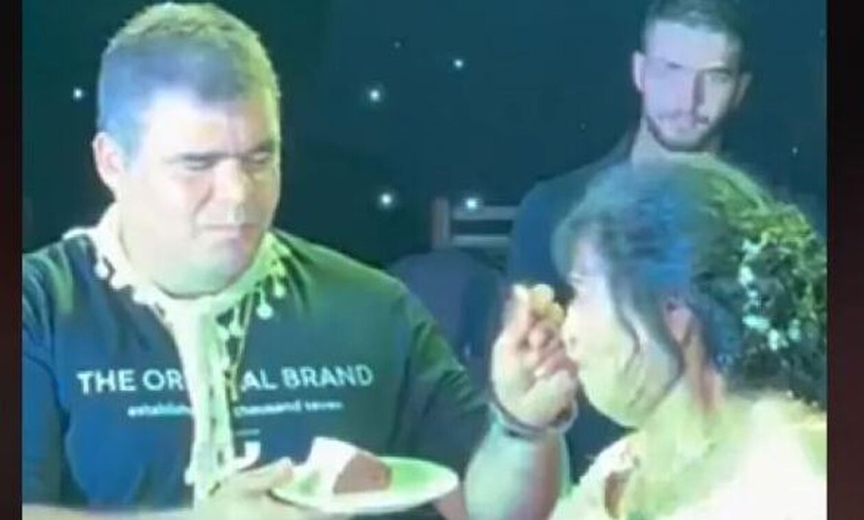 Κρήτη: Μέχρι το πρωί κράτησε το γλέντι στο γάμο της 82χρονης και του 41χρονου στη Μεσαρά