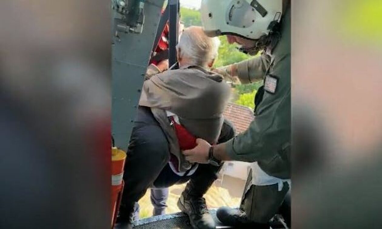 Κακοκαιρία Daniel: Με ελικόπερο του Ναυτικού διέσωσαν ηλικιωμένο από τη Μαράθεα – Βίντεο ντοκουμέντο