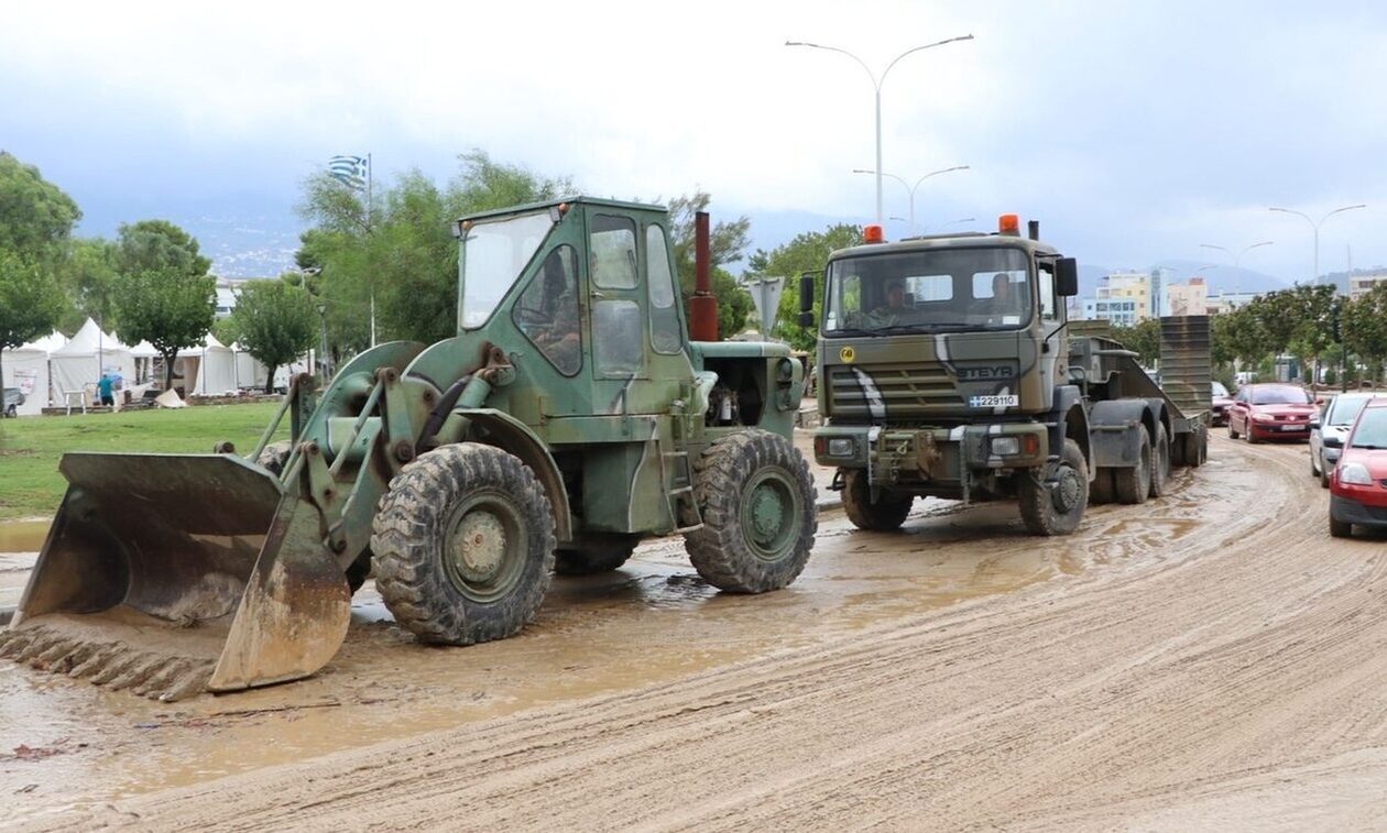 Πλημμύρες: Στη Θεσσαλία ο ειδικός λόχος Πυρηνικής – Βιολογικής – Χημικής Άμυνας του ΓΕΕΘΑ