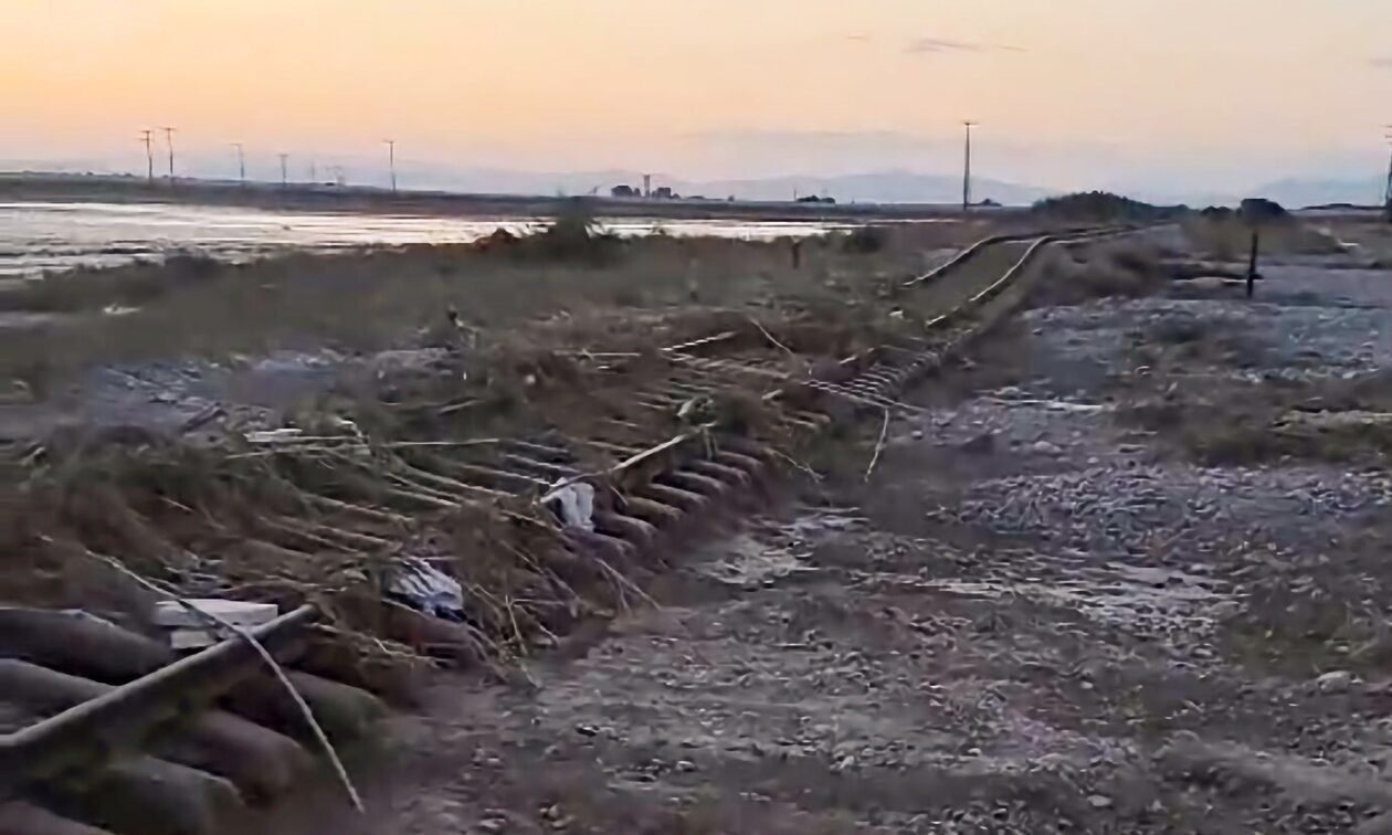 Κακοκαιρία Daniel: Διαλυμένο το σιδηροδρομικό δίκτυο Λάρισας-Βόλου