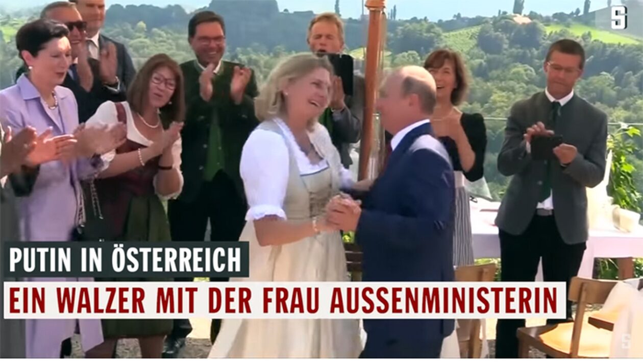 Στη Ρωσία εγκαταστάθηκε η πρώην ΥΠΕΞ της Αυστρίας: Είχε προσκαλέσει τον Πούτιν στον γάμο της