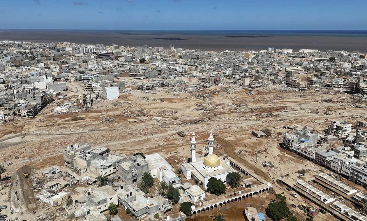 Λιβύη: Η βιβλική καταστροφή ένωσε τις δύο αντίπαλες κυβερνήσεις – Πάνω απο 5 χιλιάδες οι νεκροί