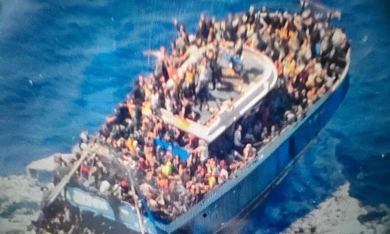 Μήνυση ενώπιον του Ναυτοδικείου Πειραιά κατέθεσαν 40 επιζώντες του ναυαγίου της Πύλου