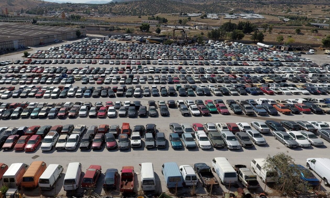 Αυτοκίνητα από 250 ευρώ: Ανοιχτή η αποθήκη – Δείτε τη λίστα με όλα τα οχήματα