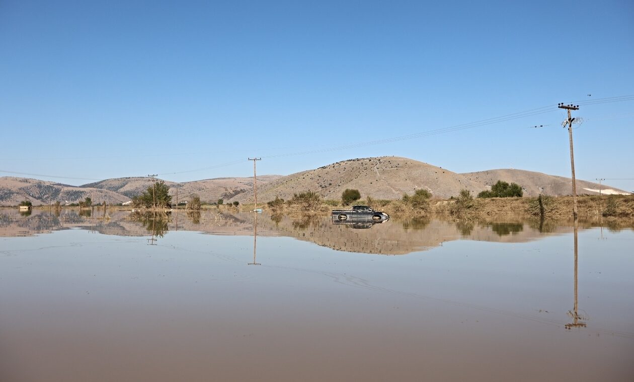 Πλημμύρες: Συνεχίζεται το πινγκ πονγκ με το ανάχωμα στον ποταμό Καλέντζη – Κανείς δεν παίρνει ευθύνη