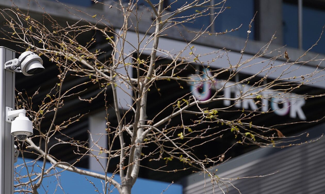 TikTok: Mεγάλο πρόστιμο για παραβίαση κανόνων περί προσωπικών δεδομένων ανηλίκων