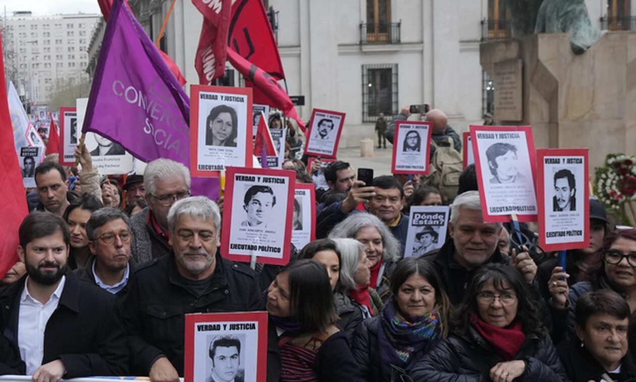 Ελ Σαλβαδόρ: Διαδήλωση εναντίον του σχεδίου του προέδρου Ναγίμπ Μπουκέλε να επανεκλεγεί