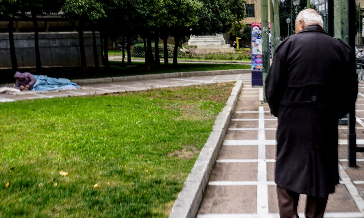 Θεσσαλονίκη: Νεαρή πρότεινε σε 85χρονο ερωτική συνεύρεση με αμοιβή – Τον χτύπησε όταν αντιστάθηκε