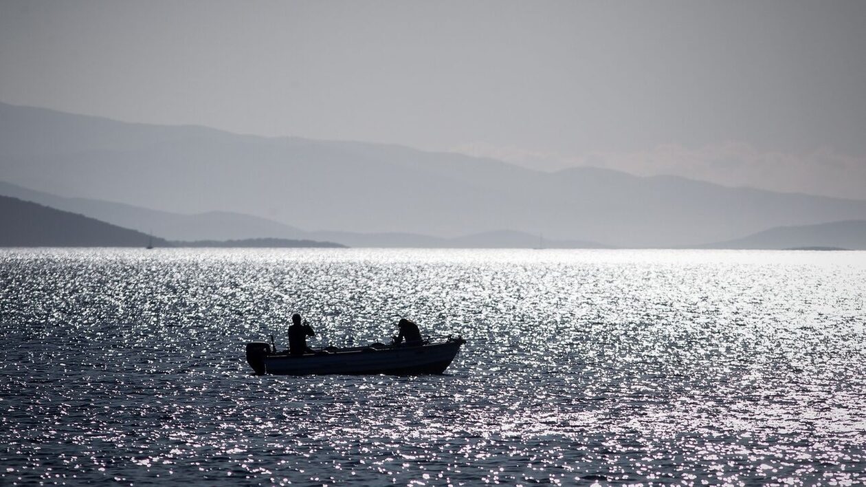 Ακατάλληλος για αλίευση ο Παγασητικός μετά τη θεομηνία