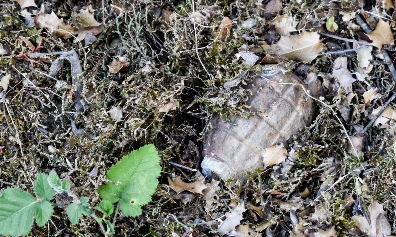 Μεσσηνία: Γυναίκα βρήκε δύο χειροβομβίδες του Β’ Παγκοσμίου Πολέμου σε αποθήκη