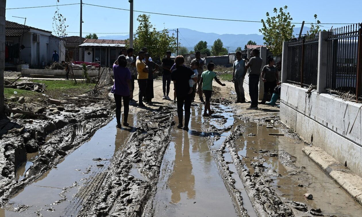 Κακοκαιρία Daniel: Συνελήφθη γιατί έκλεβε από πλημμυρισμένη επιχείρηση στην Λάρισα