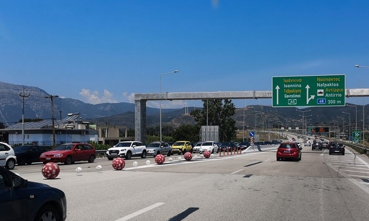 Παρατείνεται μέχρι την Τετάρτη η ελεύθερη διέλευση σε διόδια των αυτοκινητοδρόμων