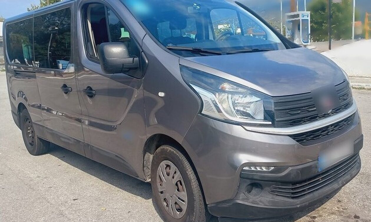 Θεσσαλονίκη: Συνελήφθησαν 4 διακινητές για μεταφορά παράτυπων μεταναστών