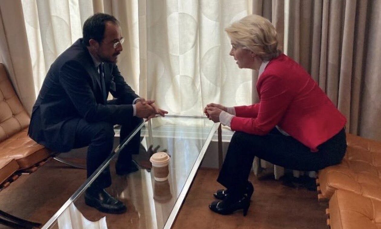 Φον ντερ Λάιεν σε Χριστοδουλίδη: Η Κομισιόν έτοιμη να διαδραματίσει ενεργό ρόλο στο Κυπριακό