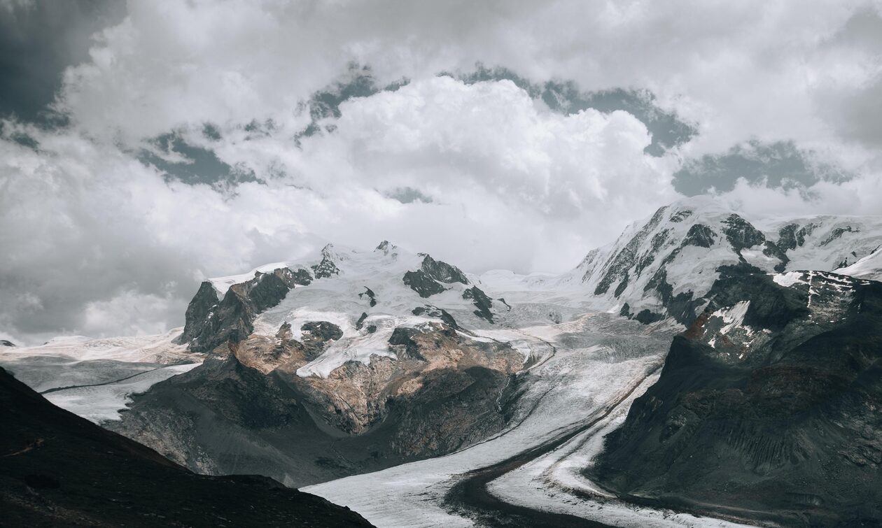 Γαλλία: Χιονοδρομικό κέντρο έκλεισε οριστικά επειδή δεν υπάρχει αρκετό χιόνι