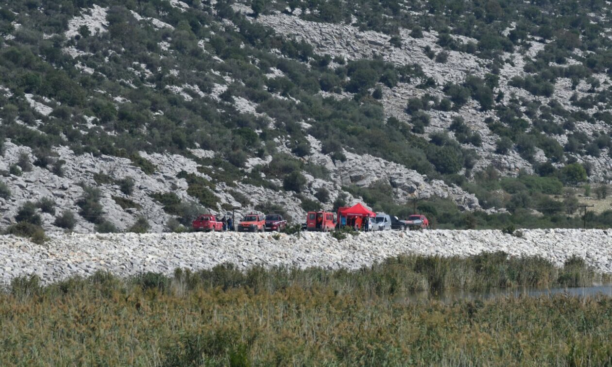 Λάρισα: Αγνοείται για δεύτερη μέρα ο 43χρονος στη λίμνη Κάρλα – Κραυγή αγωνίας από τη μητέρα του