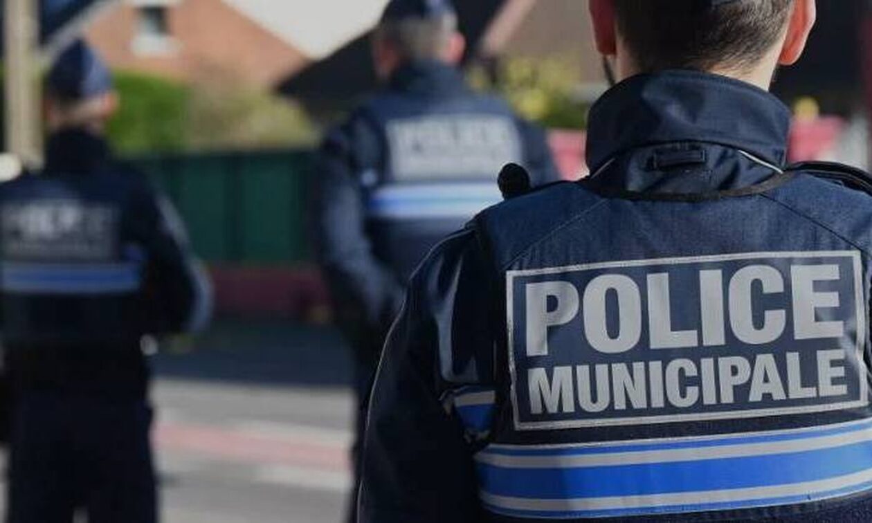 Γαλλία: Μεθυσμένος οδηγός κατηγορείται ότι σκότωσε αστυνομικό που πήγε να τον ξυπνήσει