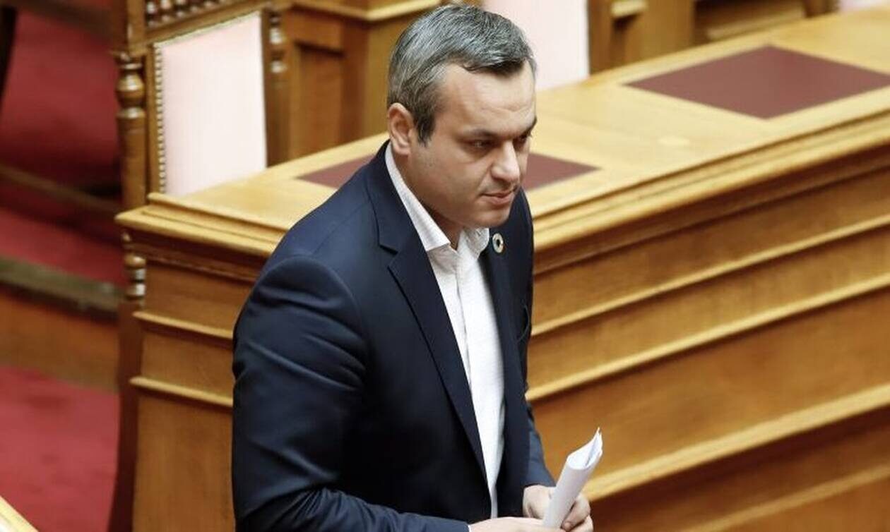 ΣΥΡΙΖΑ: «Πυρά» Μαμουλάκη στην εσωτερική αντιπολίτευση – «Ό,τι αρχίζει με οργή, τελειώνει με ντροπή»