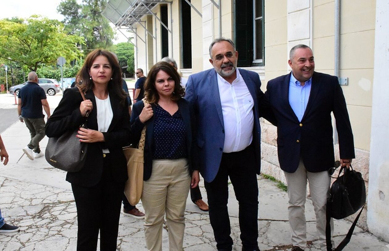 Με εντάσεις η δίκη Ορφανού κατά δημάρχου για τα περιττώματα – Παραμένει η προσωρινή απόφαση…