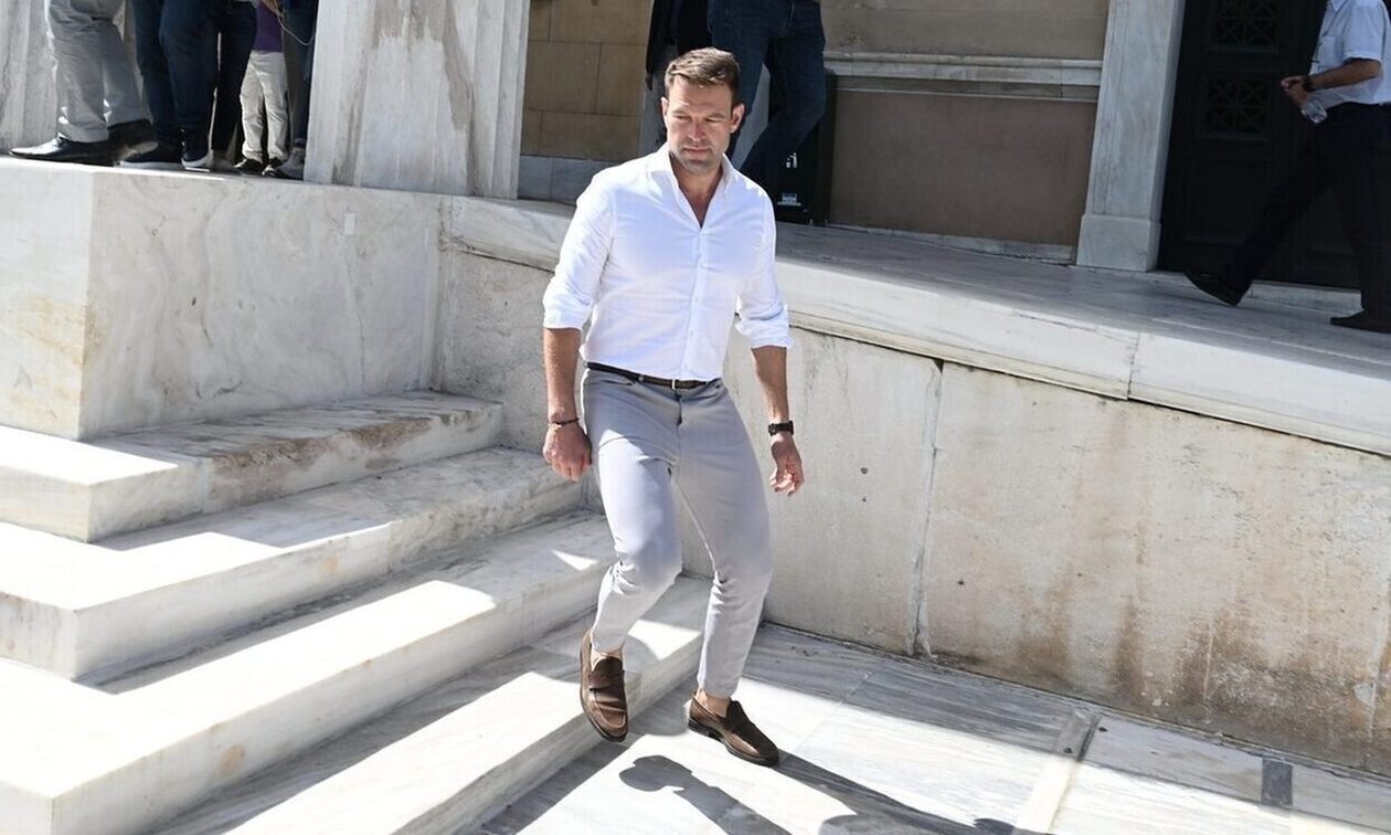 Κασσελάκης: Τι θα γίνει με τη στρατιωτική θητεία που δεν έκανε ο αρχηγός του ΣΥΡΙΖΑ