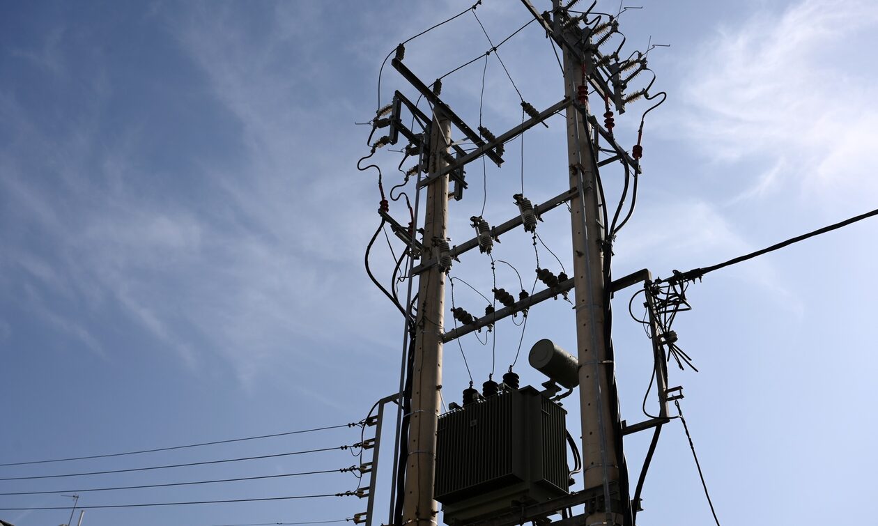 Κακοκαιρία Elias: Διακοπές ρεύματος στον Βόλο