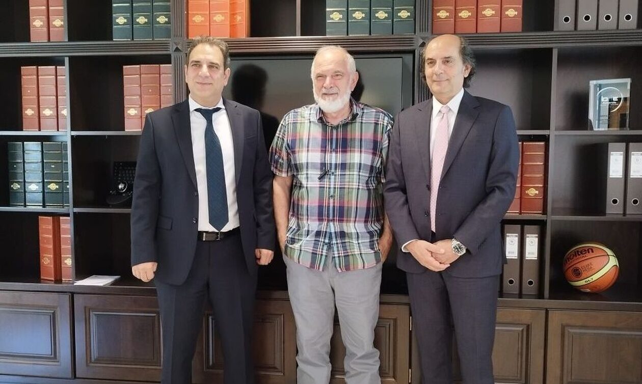 Όλη η Υδρόγειος, ένα σπίτι:  Δωρεάν παροχή στέγης στην Αθήνα, για ογκολογικούς ασθενείς