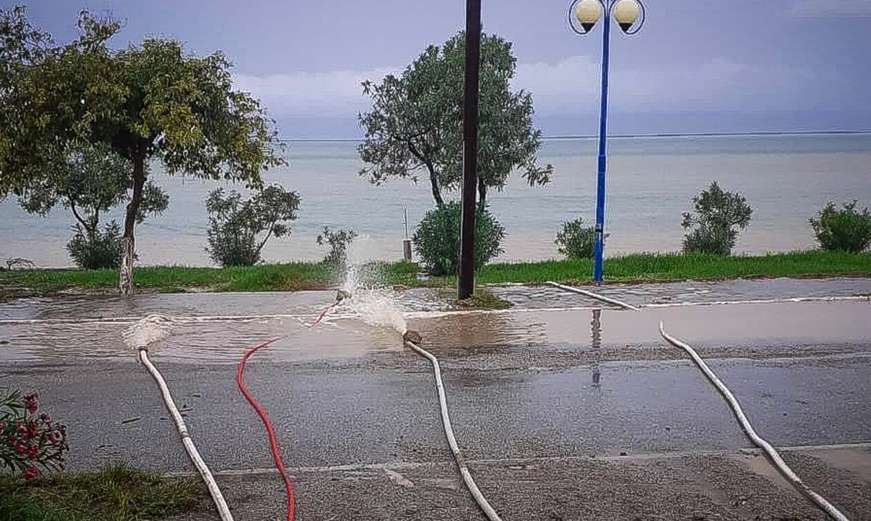 Κακοκαιρία Elias: Απεγκλωβίστηκαν 280 άτομα από την Πυροσβεστική στη Μαγνησία