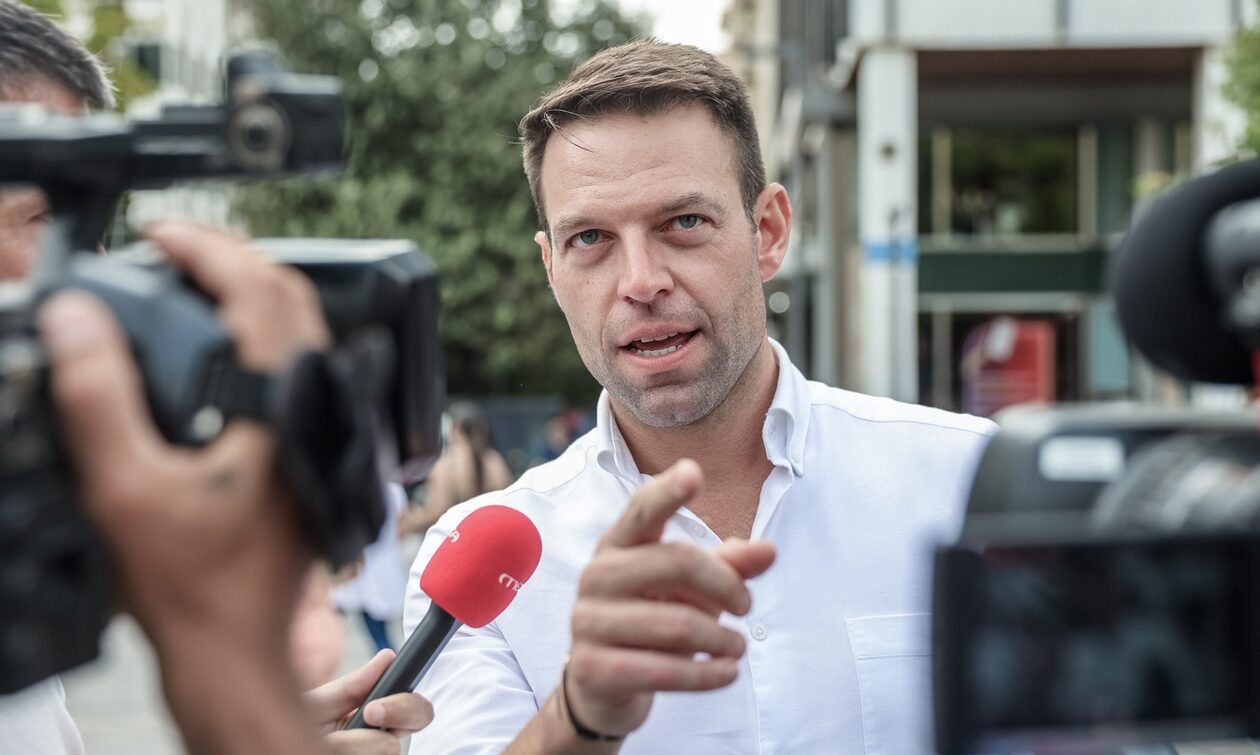 Στέφανος Κασσελάκης: Έμαθε ότι στη Βουλή οι νόμοι ψηφίζονται στην πλειοψηφία τους