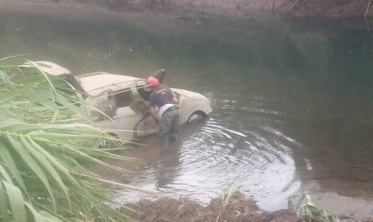 Καλαμάτα: Άνοιξαν το φράγμα στον Πάμισο και το αυτοκίνητο της ληστείας των ΕΛΤΑ στη Μεσσήνη