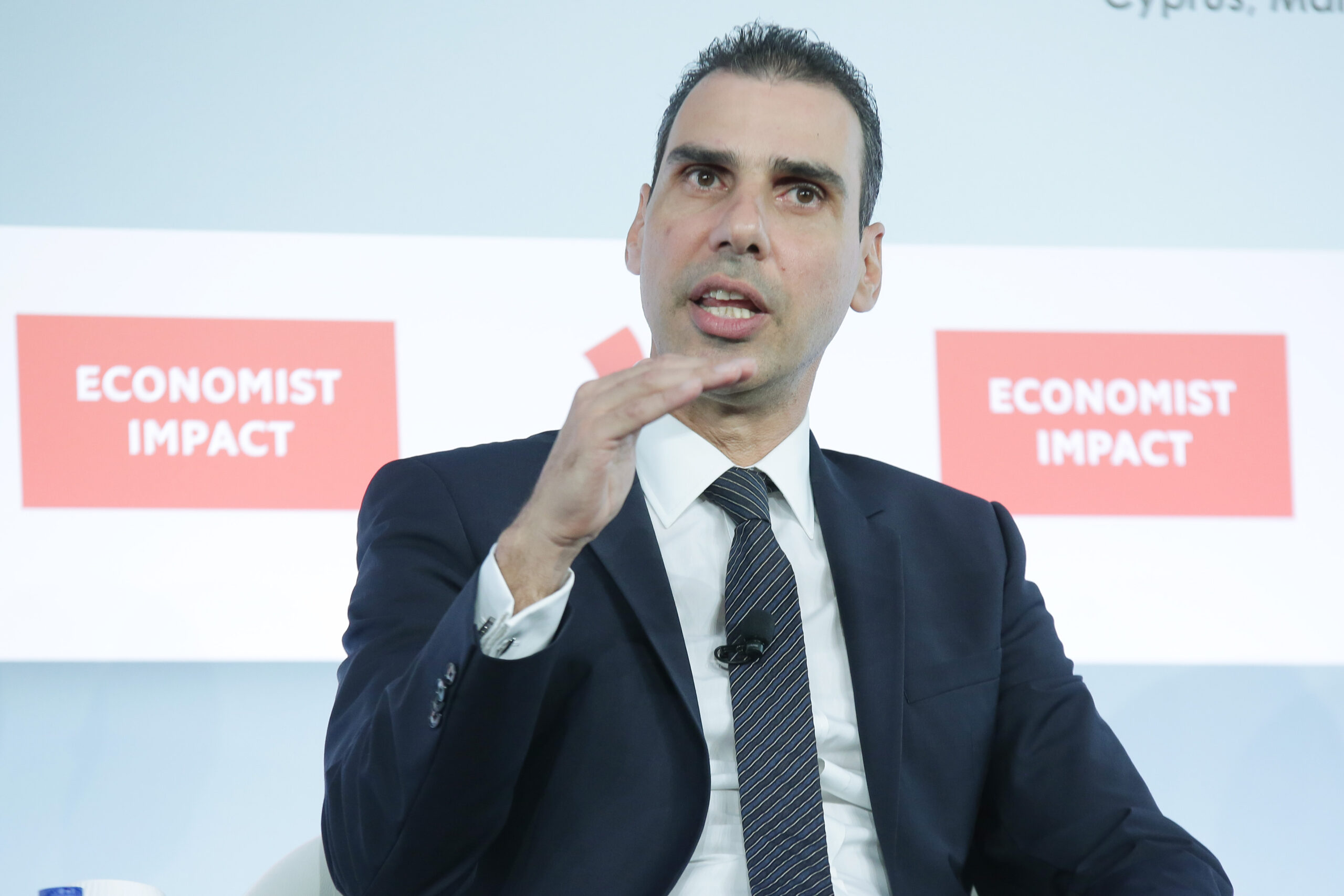 Θεμιστοκλέους – Economist: Αξιοποίηση της καινοτομίας και ενίσχυση της βιωσιμότητας του συστήματος υγείας