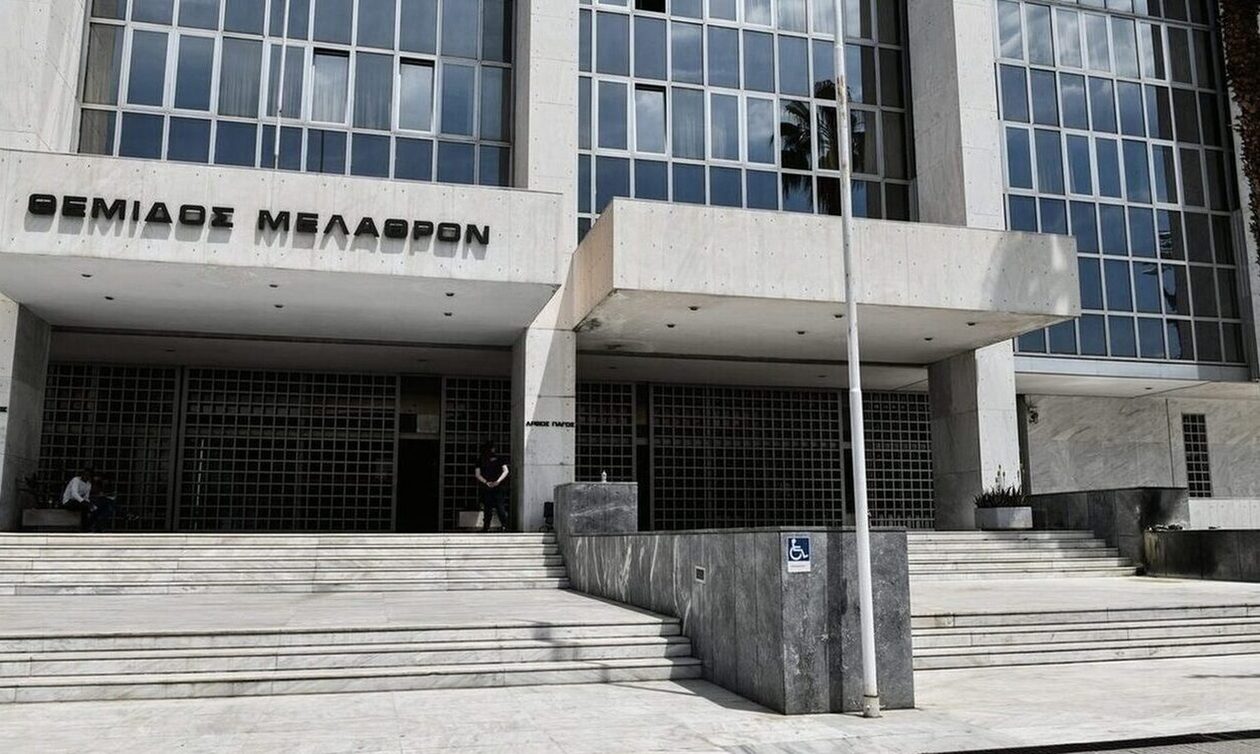 Άρειος Πάγος: Νέα δίκη για τη δολοφονία του μπάτλερ στο Στρατοδικείο