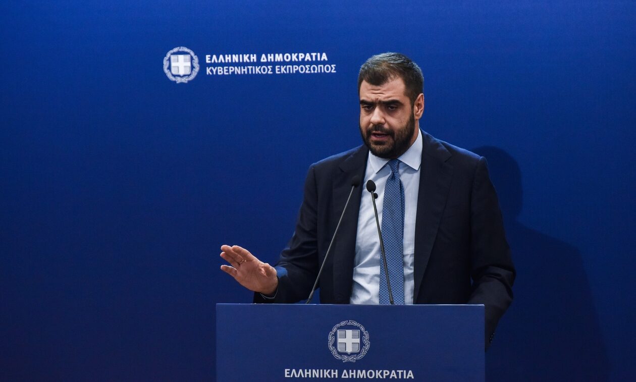 Μαρινάκης για Κασσελάκη: Κάνει πολιτική με γαλότσες και φτυάρια