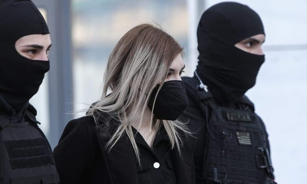 Πάτρα: Με το αποφυλακιστήριο στο χέρι η Ρούλα Πισπιρίγκου – Γιατί δεν βγαίνει από τη φυλακή